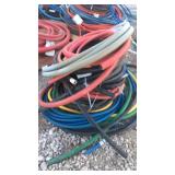 Various sizes and links of airline hose