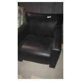 Black sitting chair