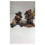 2 boyds Bear Figurines
