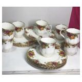 Royal Albert "Old Country Roses"  12 Coffee Cups,