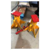 Pair of jackstands