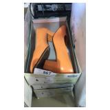 3 pairs of size 9 shoes