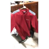 Columbia Sweater  sz L or XL?