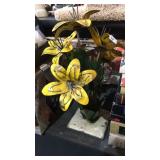 Metal Yard Art Item Display -Yellow Flower Bouquet