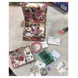 Jewelry With Box
