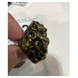 Fashion Ring  w/ Curly Cues sz 8.25