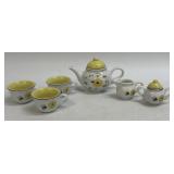 BUSY BEE Childï¿½s Porcelain Tea Set by Schylling