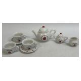 Lady Bug Childï¿½s Porcelain Tea Set by Schylling