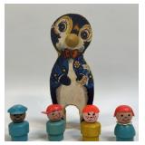 (T) Vintage Fisher Price Little People and Wooden