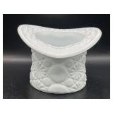 Vintage Fenton Milk Glass Top Hat Daisy and