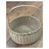 (B) Natural Vintage Hand Woven Wicker Gathering