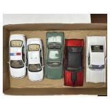 (B) 5 Assorted Die Cast Cars 1:24 Scale