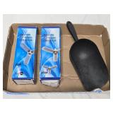 Fan Blade LED Bulbs & Scoop