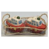 (B) Vintage Salt And Pepper Shakers As