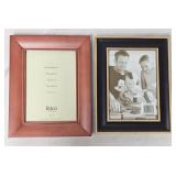 2 Picture Frames 5" x 7"