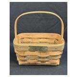 (B) Vintage Longaberger Handwoven 1987 Christmas