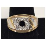 Men's 18 KHGE Ring Size 12 (Missing Stone)