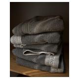 5 Assorted Bath Towels