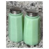 Jadite S & P Shakers