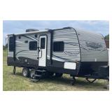 2018 Springdale Summerland Series Camper by