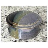 2 1/2ï¿½ x 5ï¿½ Ceramic Trinket Box