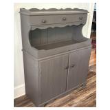 47ï¿½ x 37ï¿½ x 15ï¿½ Hutch