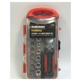 (D) Husky 19 Piece 1/4" Mini Socket Set 179 681