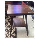 (BR) Oak 20" x 20" Center Table / Bible Table