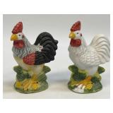 (D) Set of 2 Ceramic Rooster Figurines 4.75"