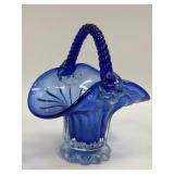 (D) Art Glass Mouth Blown Basket 6"
