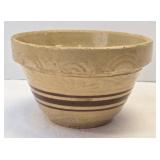 (D) Roseville Brown Striped 6" Stoneware