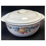 (D) Corning Corelle Abundance 2 1/2 Qt. Round