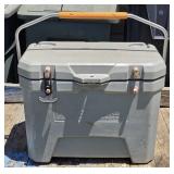 (O) Ozark Trail Cooler 20"L 12"W 15½"H
