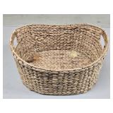 (E) Woven Water Hyacinth Basket 16¼"L 12¼"W 6½"H