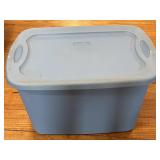 (FL) Large Sterilite Storage Tote with Lid as