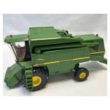 (B) ERTL John Deere 2266 Mill Master Combine