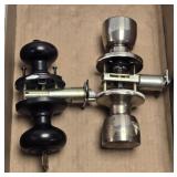 (D) 2 Door Handle Locks