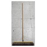 Rubbermaid Push Broom