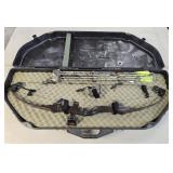 (G) Bear Whitetail Hunter Bow w/ Quiver, Arrows,