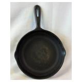 8ï¿½ Cast Iron Skillet