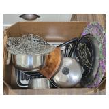 Assorted Pots, Pans & Kitchen Items