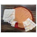 48" Tablecloth, Doily, Embroidered Napkin & Pillow