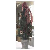 Battery Operated Pre Lit and Decorated 42ï¿½