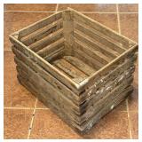 Vintage Farmhouse Weathered Wooden Open Slat