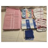 Assorted Towels & Washcloths