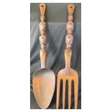 Vintage Wooden Spoon & Fork Wall Decor Hand