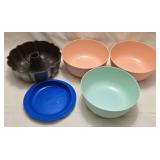 Bundt Cake Pan & Plastic Bowls