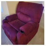 U - RECLINER W/ CUP HOLDER (M18)