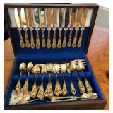 U - PRINCETON STAINLESS FLATWARE SET W/ BOX