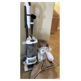 U - SHARK VACUUM CLEANER W/ BUNNY COVER (LA44)